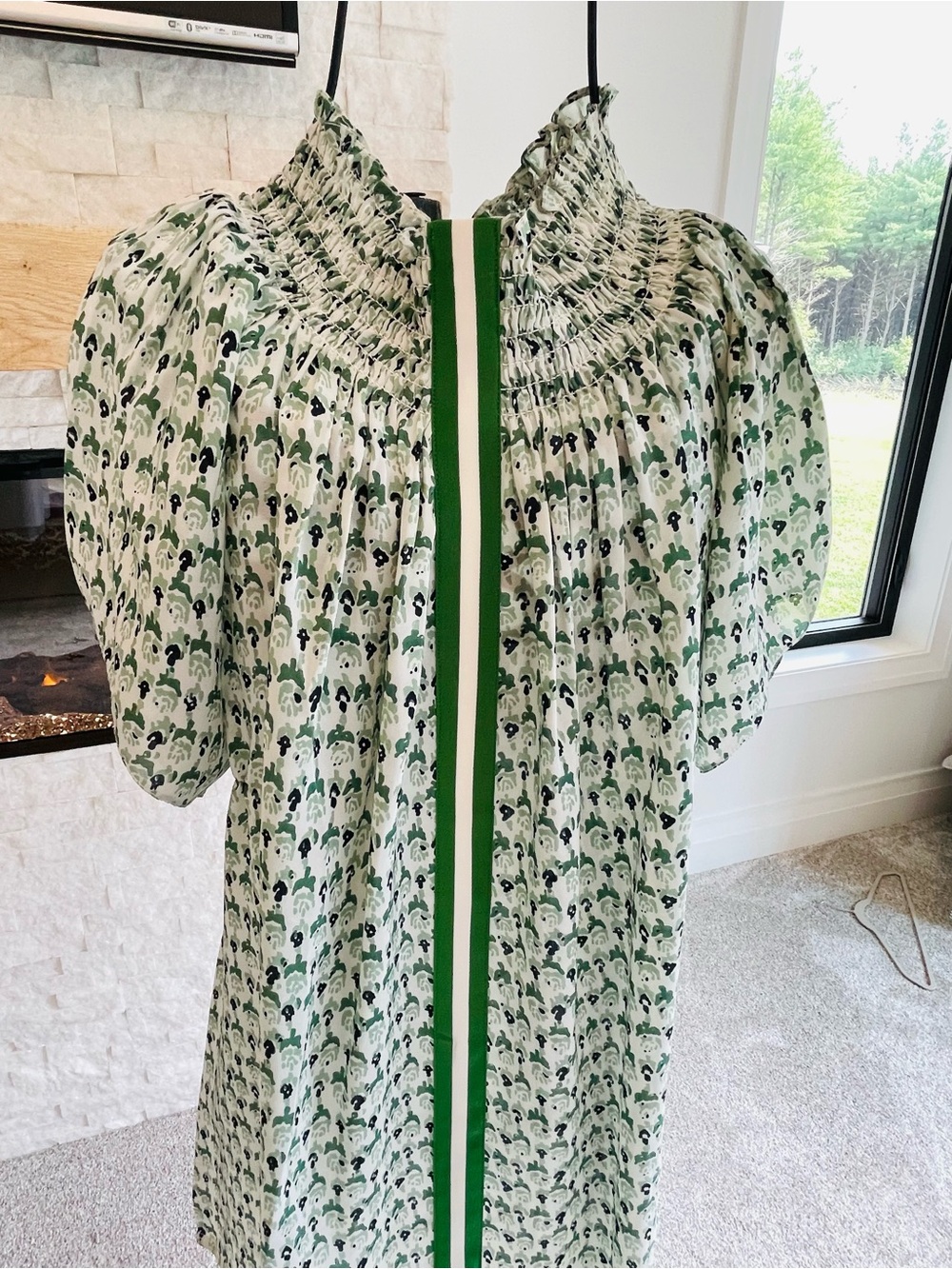 Rungolees Brooklyn Smocked puff-Sleeve Green Floral Women’s Blouse